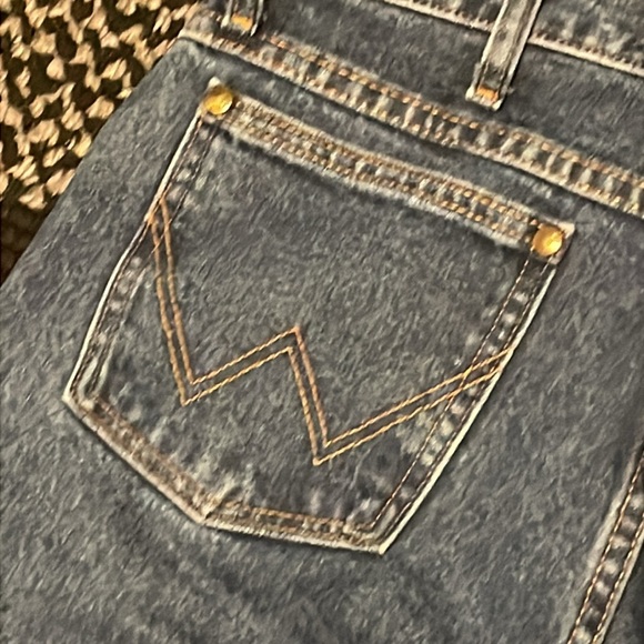 Wrangler Men’s Cowboy Cut Sz 32 Leather Back Patch Jeans Slim Fit Western Barn - Picture 7 of 7